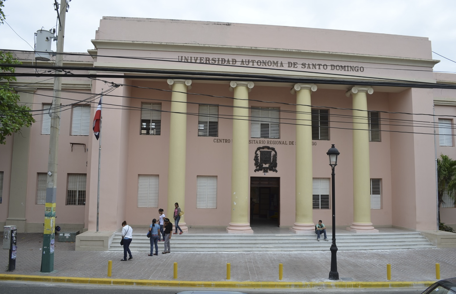 Escuela de Medicina de la UASD Recinto Santiago obtiene 98.92 % de cumplimiento en evaluación externa del MESCYT