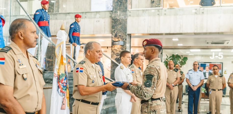 Despiden las tropas que irán a Paraguay a ejercicios del Escudo de las Américas