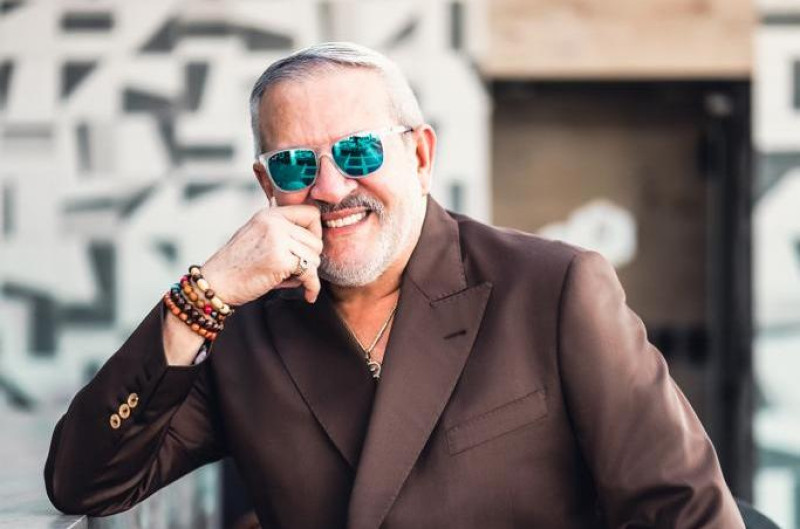Muere el artista y comunicador Raúl Grisanty tras sufrir un infarto mientras dormía