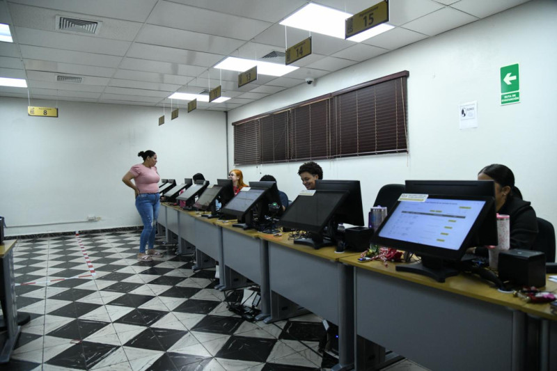 Millones de dominicanos continúan sin renovar su cédula