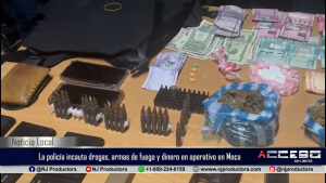 La policía encabezada por el coronel De La Cruz incauta drogas, armas de fuego y dinero en operativo en Moca