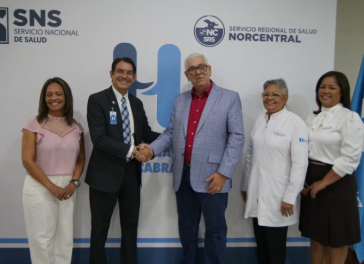Hospital Cabral y Báez anuncia programa de implantes Dentales