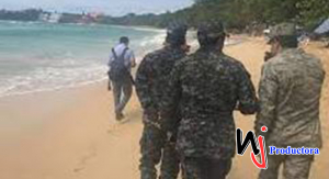 Policías y miembros de la DNCD intervienen playa de Sosúa