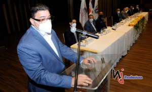 Ministro aclara sobre instalación del alumbrado estadio Quisqueya