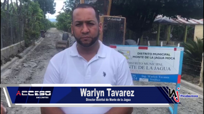 El director distrital de Monte de la Jagua, Warlyn Tavarez inicia trabajos de reparación de caminos vecinales 