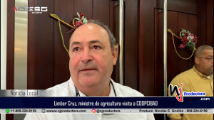 Limber Cruz, ministro de agricultura visita a COOPCIBAO en prevención de influenza aviar