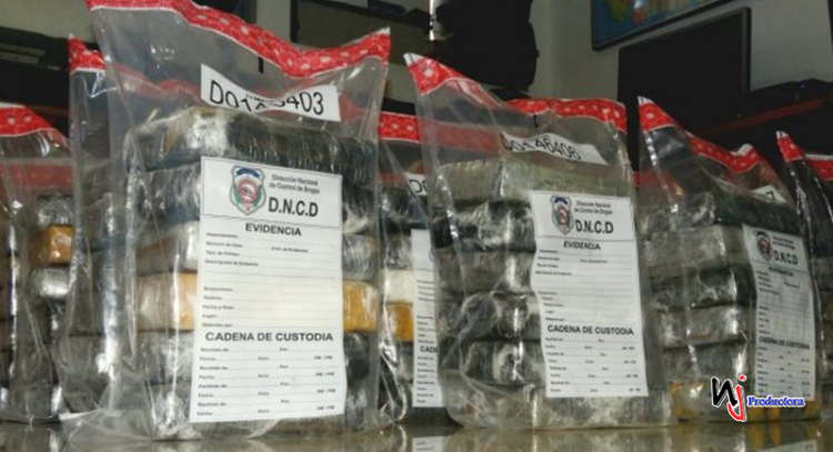 Incautan 120 paquetes supuesta cocaína en el Puerto de Haina