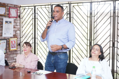 Senador Carlos Gómez anuncia la Ruta Mipymes para Espaillat junto a otras instituciones