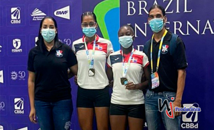 Claritsa Pie y Juleixi Acosta ganan bronce en bádminton de Brasil