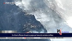 Residentes del barrio Winston Arnaud se quejan por humo del vertedero de Moca