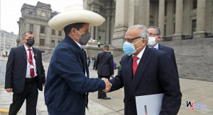 PERU: Primer ministro reconoce que «es posible» caiga el Gobierno